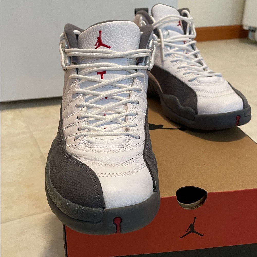 Nike Air Jordan 12 Retro men’s size 10 - Picture 2 of 16